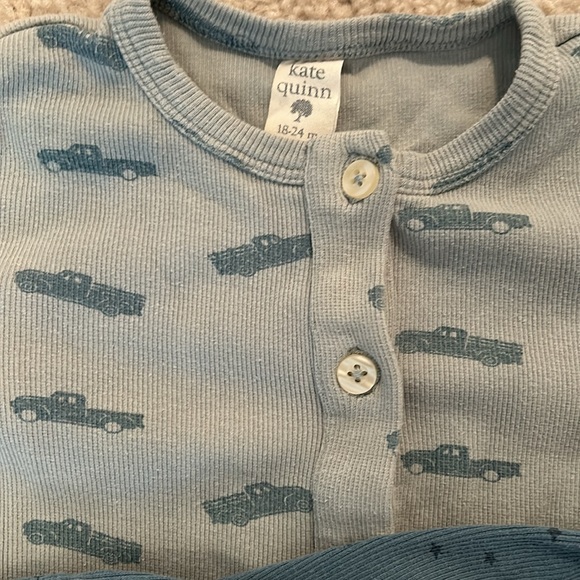 Bundle of 18-24M Kate Quinn long sleeve onesies. - Picture 4 of 4